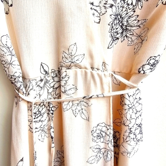 NWT Lush Blush Pink Floral Print Wrap Dress from Nordstrom's, Size Large - Picture 5 of 13